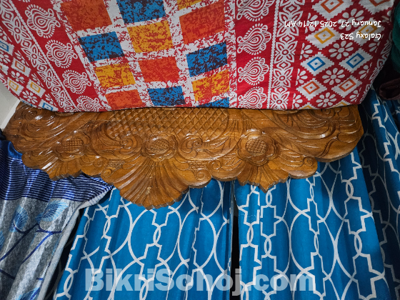 Bed 5/7 feet Queen size